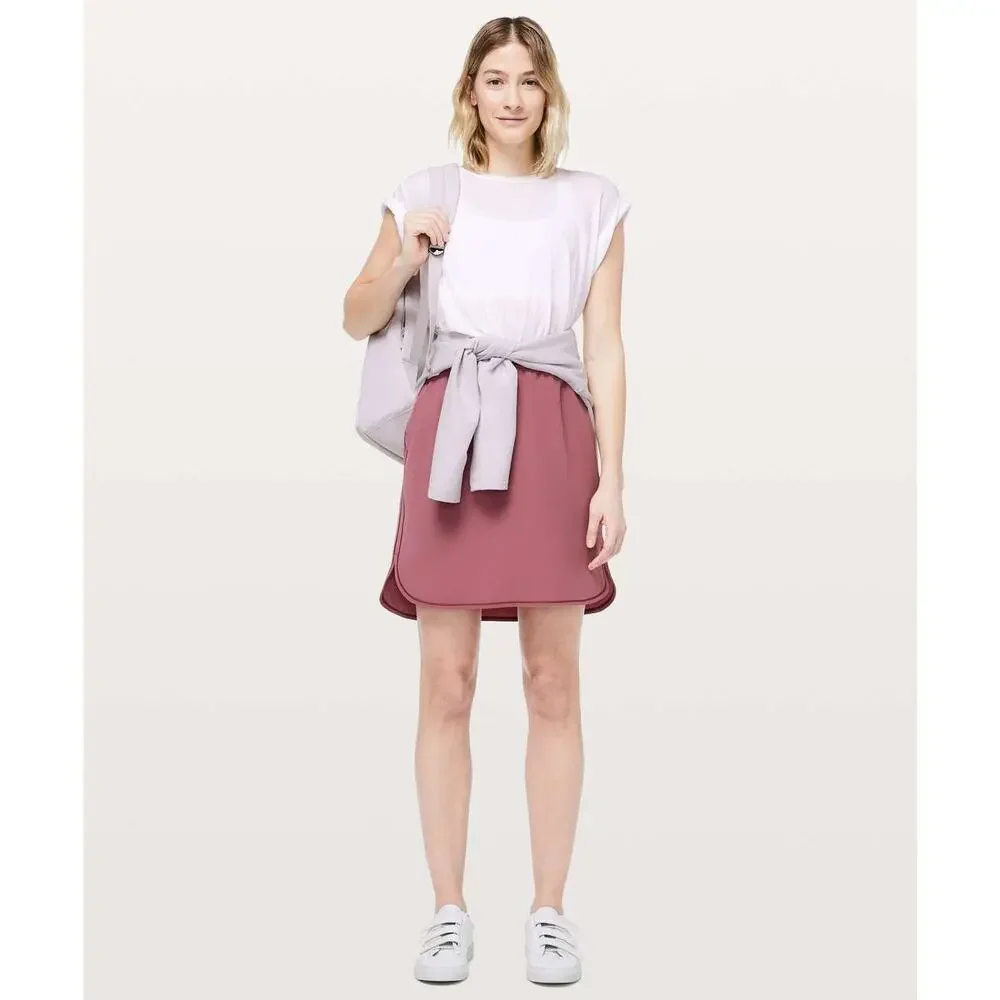 LULULEMON On The Fly Woven Skirt Size 12 Misty Merlot - Picture 2 of 8